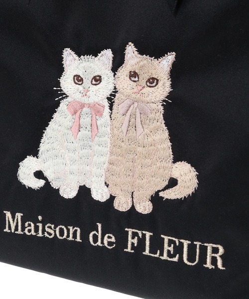 Maison de FLEUR（メゾンドフルール）の「ねこ刺繍トートバッグ