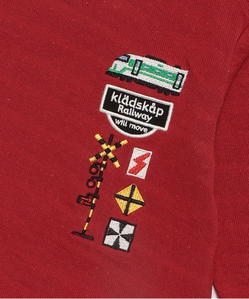 kladskap（クレードスコープ）の「【人気商品再入荷】【直営店で取り扱い無し】電車と踏切接結長袖Tシャツ（Tシャツ/カットソー・キッズ・グレー/レッド・120cm/130cm/90cm/100cm/110cm）」の5枚目の写真