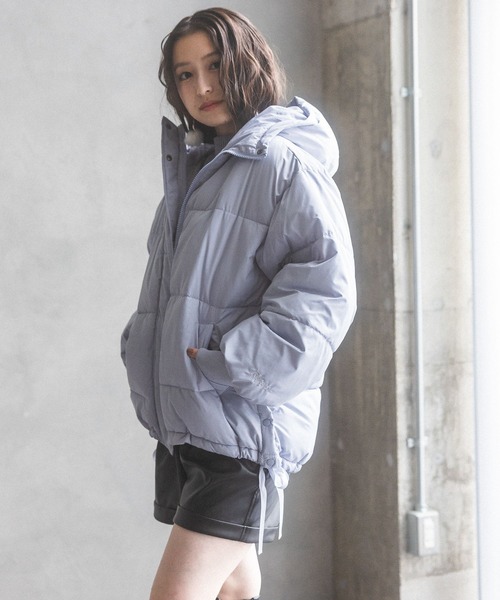 repipi armario（レピピ アルマリオ）の「エアサーマルフードブルゾン（ブルゾン・キッズ・ブルー/アイボリー/ブラック・SMALL/MEDIUM/LARGE）」の20枚目の写真