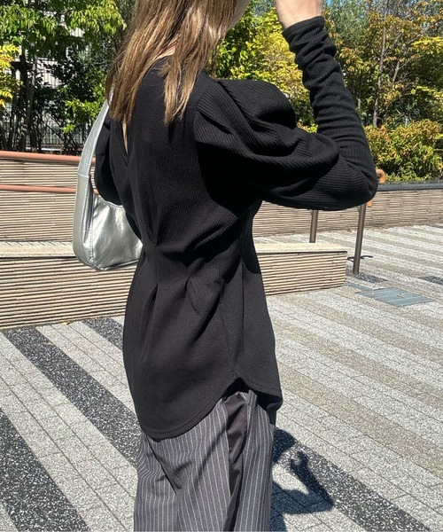 y/m by misato（イムバイミサト）の「ウエストシェイプトップス（Tシャツ/カットソー・レディース・アイボリー/ブラック/チャコールグレー・FREE）」の11枚目の写真