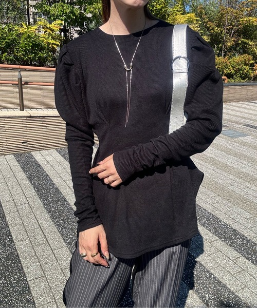 y/m by misato（イムバイミサト）の「ウエストシェイプトップス（Tシャツ/カットソー・レディース・アイボリー/ブラック/チャコールグレー・FREE）」の8枚目の写真