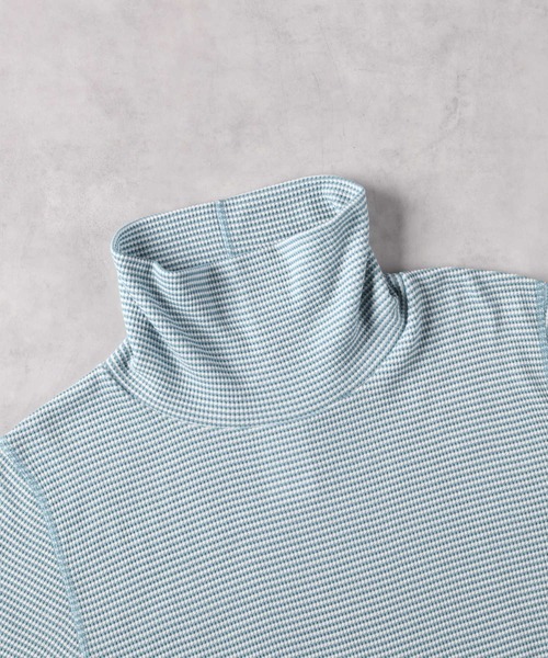 Right-on（ライトオン）の「【Healthknit】ワッフル長袖ハイネックＴ（Tシャツ/カットソー・レディース・ブラック/ホワイト×ブルー/ホワイト×ブラック/ホワイト・S/M/L）」の11枚目の写真