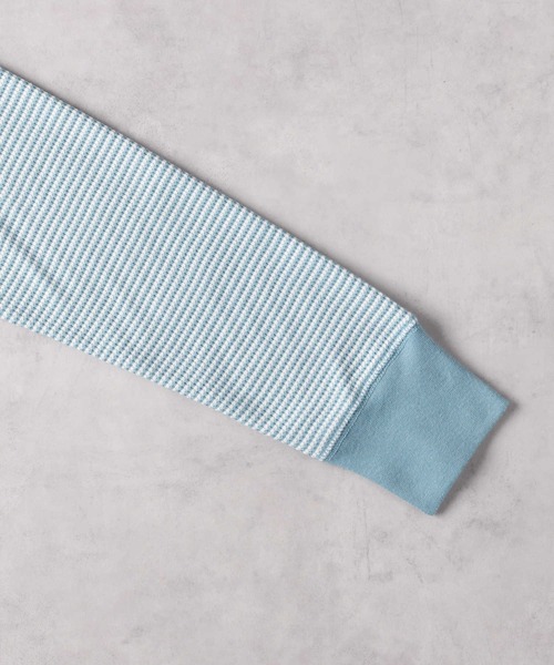 Right-on（ライトオン）の「【Healthknit】ワッフル長袖ハイネックＴ（Tシャツ/カットソー・レディース・ブラック/ホワイト×ブルー/ホワイト×ブラック/ホワイト・S/M/L）」の8枚目の写真