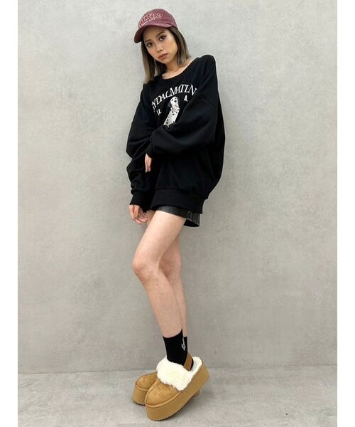 GYDA(ジェイダ)の「GYDALMATIAN PHOTOトップス(スウェット・レディース・オフホワイト/ブラック・FREE)」の8枚目の写真