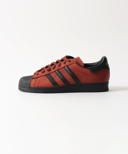 adidas(アディダス)の「adidas originals(アディダス オリジナルス) SUPERSTAR 82 IG9271(スニーカー・メンズ・ボルドー・28cm/27.5cm/27cm/26.5cm/26cm)」の2枚目の写真