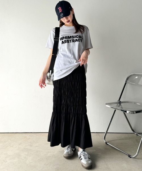 classicalelf(クラシカルエルフ)の「”立体感で垢抜け"マーメイド風シャーリングナロースカート(ロング丈)(スカート・レディース・ブラック/グレイッシュベージュ/チャコール・LARGE/MEDIUM/SMALL/X-LARGE)」の22枚目の写真