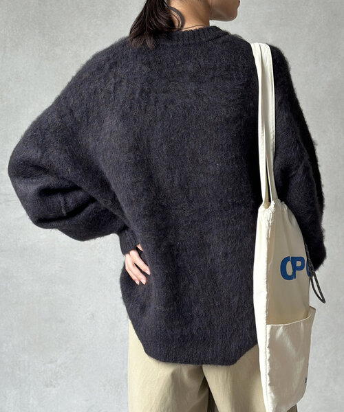 CPCM(シーピーシーエム)の「MIX糸モヘアライクニット(ニット/セーター・レディース・ネイビー/ブラウン/グリーン/アイボリー/チャコールグレー/ブラック・MEDIUM/LARGE)」の14枚目の写真