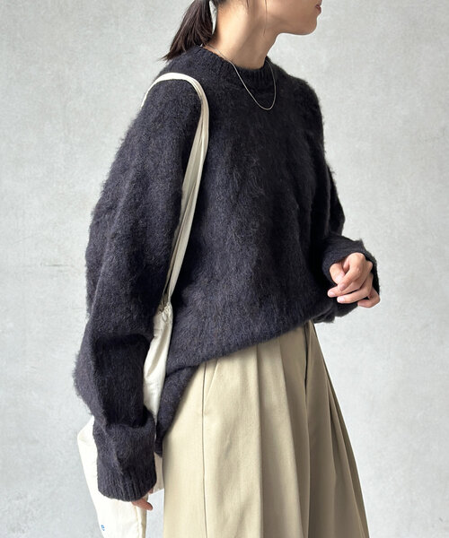 CPCM(シーピーシーエム)の「MIX糸モヘアライクニット(ニット/セーター・レディース・ネイビー/ブラウン/グリーン/アイボリー/チャコールグレー/ブラック・MEDIUM/LARGE)」の15枚目の写真