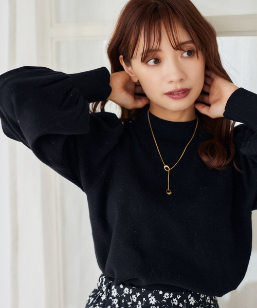 mysty woman（ミスティウーマン）の「ラメハイネックニットプルオーバー　246400（ニット/セーター・レディース・ブルー/オフホワイト/ブラック/モカ/レッド/ライトグリーン/ライトブルー・FREE）」の3枚目の写真