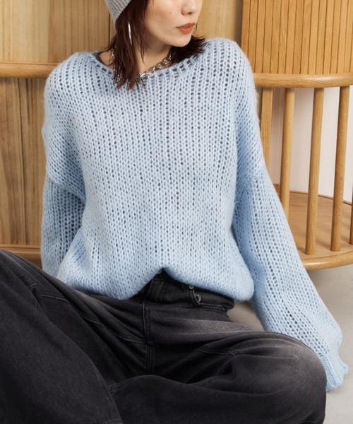 Auntie Rosa Holiday（アンティローザホリデー）の「ローゲージメッシュニットプルオーバー（ニット/セーター・レディース・ブルー/グリーン/アイボリー/ブラック・FREE）」の4枚目の写真