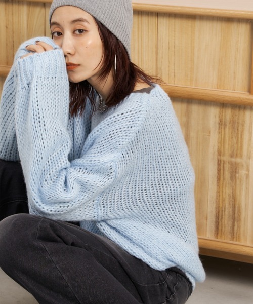 Auntie Rosa Holiday（アンティローザホリデー）の「ローゲージメッシュニットプルオーバー（ニット/セーター・レディース・ブルー/グリーン/アイボリー/ブラック・FREE）」の16枚目の写真