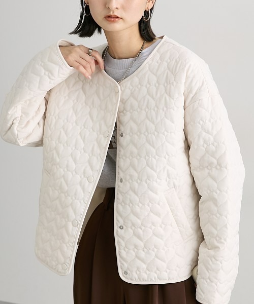 nissen（ニッセン）の「ハートキルトジャケット（ノーカラージャケット・レディース・アイボリー/ブラック・M/L）」の4枚目の写真