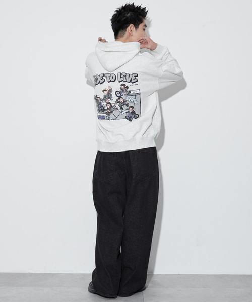 NEW JACK(ニュージャック)の「∴WEGO/別注NEW JACKグラフィックプルパーカー(パーカー・メンズ・アッシュグレー/スミクロ/ホワイト/ブラック・MEDIUM/LARGE)」の19枚目の写真