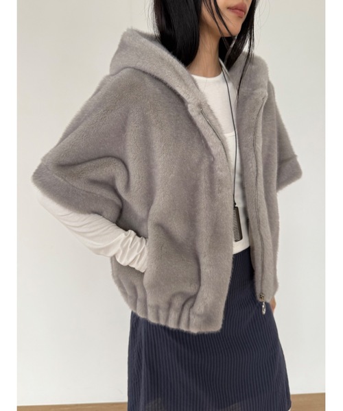 Didot.showroom(ディドット ショールーム)の「ファーフーディーハーフジャケット(その他アウター・レディース・ブラック/ブラウン/グレー・FREE)」の10枚目の写真