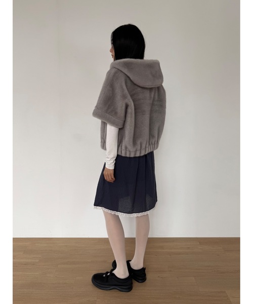 Didot.showroom(ディドット ショールーム)の「ファーフーディーハーフジャケット(その他アウター・レディース・ブラック/ブラウン/グレー・FREE)」の15枚目の写真