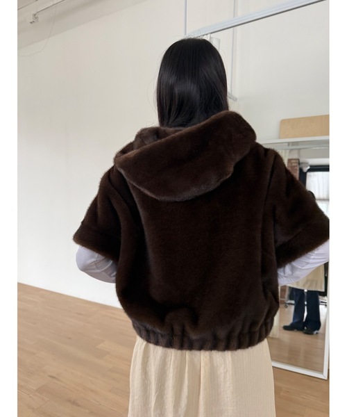 Didot.showroom(ディドット ショールーム)の「ファーフーディーハーフジャケット(その他アウター・レディース・ブラック/ブラウン/グレー・FREE)」の18枚目の写真