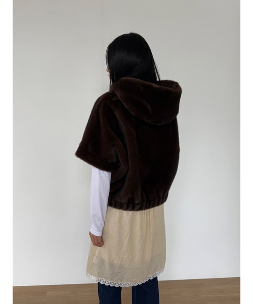 Didot.showroom(ディドット ショールーム)の「ファーフーディーハーフジャケット(その他アウター・レディース・ブラック/ブラウン/グレー・FREE)」の21枚目の写真
