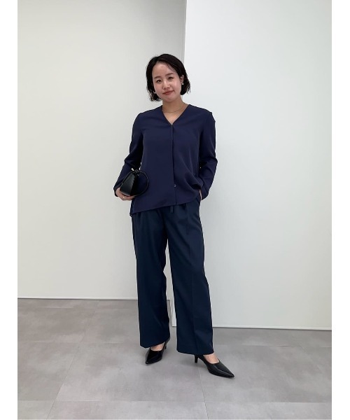 UR'S(ユアーズ)の「裾シアーバックプリーツブラウス(シャツ/ブラウス・レディース・ホワイト/ネイビー/ブラック・L/M/S)」の8枚目の写真