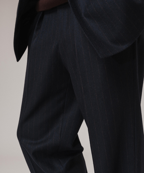 EDIFICE(エディフィス)の「La.French(ラ・フレンチ) crayone.Striped Trousers(スラックス・メンズ・ダークブルー/チャコールグレー・SMALL/MEDIUM/LARGE)」の10枚目の写真