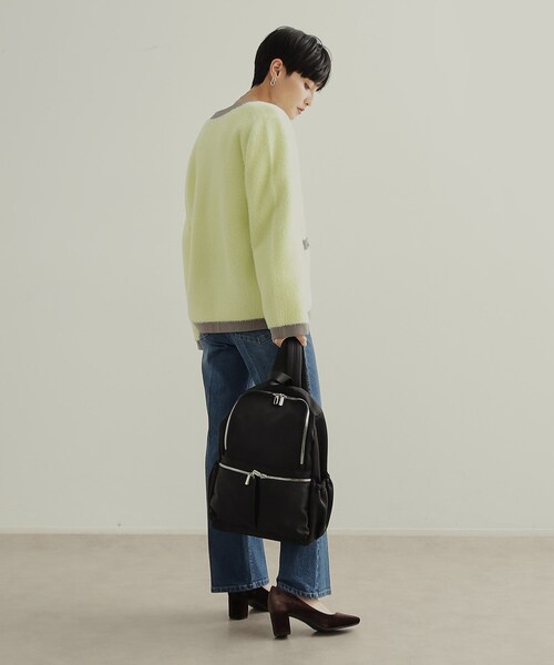OPAQUE.CLIP（オペークドットクリップ）の「【撥水加工／マルチポケット】カジュアルリュックサック（バックパック/リュック・レディース・チャコールグレー/ブラック/ベージュ・00）」の15枚目の写真