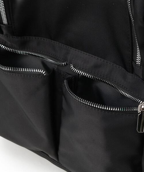 OPAQUE.CLIP（オペークドットクリップ）の「【撥水加工／マルチポケット】カジュアルリュックサック（バックパック/リュック・レディース・チャコールグレー/ブラック/ベージュ・00）」の22枚目の写真