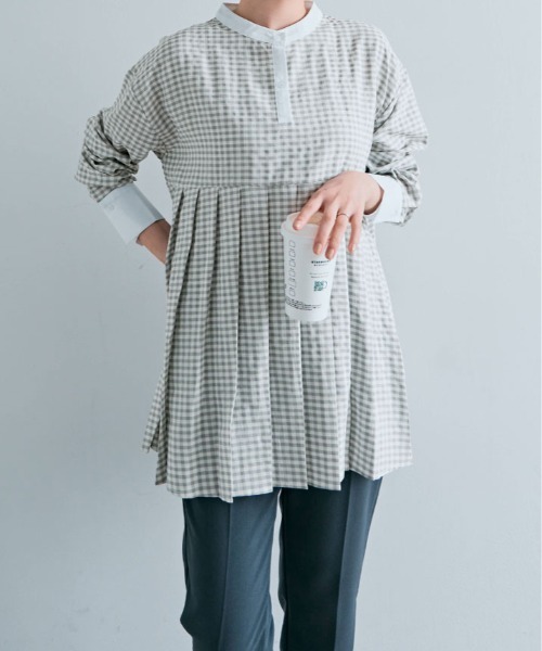 kirakiraShop(キラキラショップ)の「プリーツ 切り替え ギンガム チェック シャツ(シャツ/ブラウス・レディース・ブルー系/ブラック系/グレー系・FREE)」の14枚目の写真