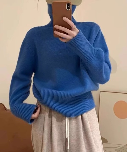 Teem Store(チームストア)の「カラーバリエーション無地シンプルハイネックニットタートルセーター(ニット/セーター・レディース・オレンジ/ブルー/グリーン/レッド/ブラック/ホワイト/ブラウン/ベージュ/パープル/カーキ・F)」の14枚目の写真