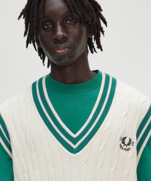 FRED PERRY ケーブルニット Vネック ベスト 楽天市場】FRED PERRY フレッド ペリー ケーブルニット パネル
