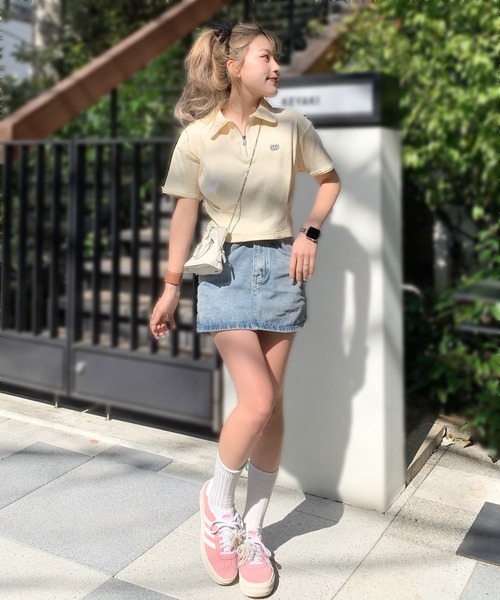 mily bilet（ミウィビレット）の「【mily bilet】デイリースタイルをワンランクアップ！ピコレース使い胸刺繍ピグメントZIPポロシャツ（ポロシャツ・レディース・アイボリー/カーキ/チャコールグレー・LARGE/MEDIUM/SMALL/X-LARGE）」の8枚目の写真