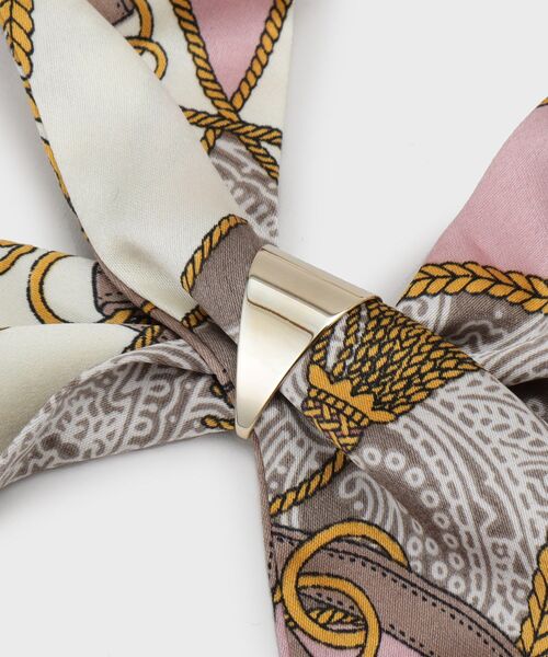 OPAQUE.CLIP（オペークドットクリップ）の「【スカーフリング付き】柄アソートスカーフ（ストール/ショール・レディース・オフホワイト/ベビーピンク/ベージュ/ブラック・00）」の7枚目の写真