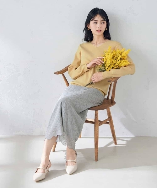 a.v.v（アーヴェヴェ）の「【アンサンブル対応】Vネックパフスリーブラメニット（ニット/セーター・レディース・クリーム/アイボリー・34/42/38/36/40）」の13枚目の写真