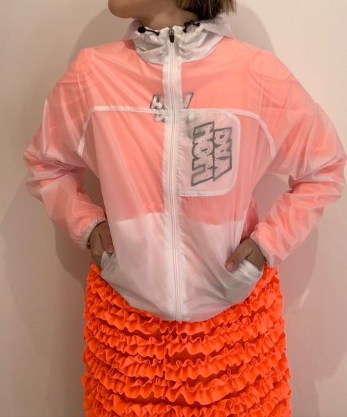 HOLIDAY(ホリデイ)の「PACKABLE NYLON ZIP UP PARKA パッカブルナイロンジップアップパーカー(ナイロンジャケット・レディース・ブラック/ブルー/ホワイト/レッド・ONE SIZE)」の17枚目の写真