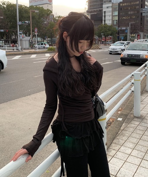 anyonemore（エニワンモア）の「ティアードフリルレイヤードラップスカート（スカート・レディース・アイボリー/ブラック・FREE）」の19枚目の写真