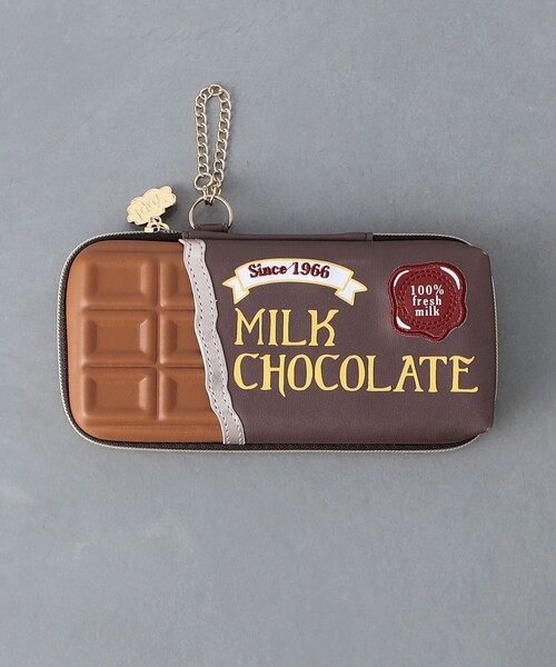 UNITED ARROWS(ユナイテッドアローズ)の「<yup!>CHOCOLATE BAR ポーチ(ポーチ・レディース・ライトピンク/オフホワイト/ブラウン・FREE)」の2枚目の写真