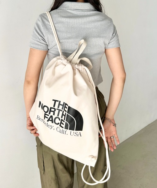 THE NORTH FACE（ザノースフェイス）の「THE NORTH FACE(ザ・ノースフェイス)/ビッグロゴ 巾着 ナップサック ストリングバッグ/BIG LOGO STRING BAG（ショルダーバッグ・レディース・グリーン/ピンク/オレンジ/ブラック/バイオレット/クリーム・FREE）」の17枚目の写真