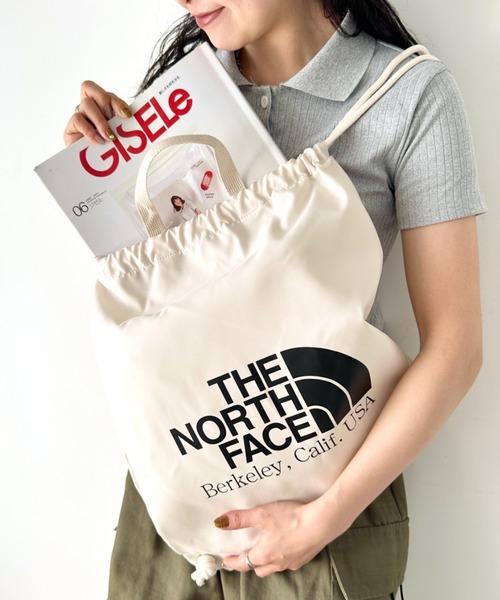 THE NORTH FACE（ザノースフェイス）の「THE NORTH FACE(ザ・ノースフェイス)/ビッグロゴ 巾着 ナップサック ストリングバッグ/BIG LOGO STRING BAG（ショルダーバッグ・レディース・グリーン/ピンク/オレンジ/ブラック/バイオレット/クリーム・FREE）」の15枚目の写真