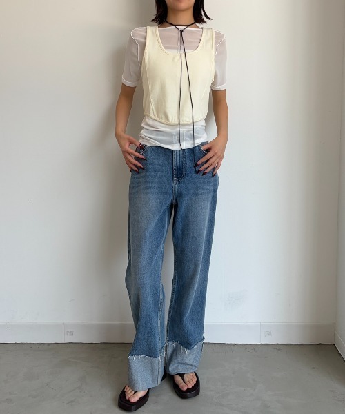AIC.(エーアイシー)の「バックオープンリブビスチェ/シアーTシャツアンサンブル(Tシャツ/カットソー・レディース・チャコールグレー/オフホワイト/イエロー・FREE)」の5枚目の写真