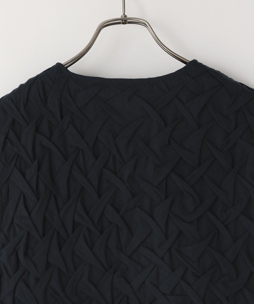 yuw（ユウ）の「ハンドスモッキングベスト　 250056（ベスト・レディース・ブラック/オフホワイト・FREE）」の16枚目の写真