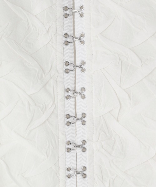 yuw（ユウ）の「ハンドスモッキングベスト　 250056（ベスト・レディース・ブラック/オフホワイト・FREE）」の19枚目の写真