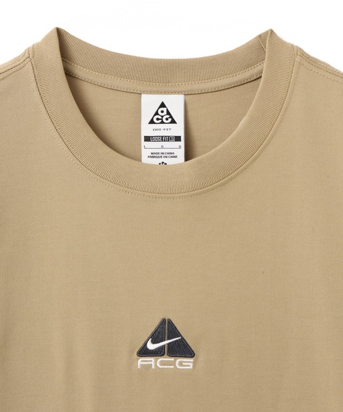 NIKE ACG（ナイキエィシージー）の「NIKE AS M NRG ACG SS TEE LBR LUNGS / ナイキ ACG S/S Tシャツ【SP】（Tシャツ/カットソー・メンズ・ベージュ・S/M/L/XL/XXL）」の4枚目の写真
