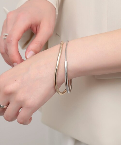 NOLLEY’S（ノーリーズ）の「【grace grace/グラスグラス】ウェーブブレスレット（ブレスレット・レディース・ゴールド/シルバー・FREE）」の8枚目の写真