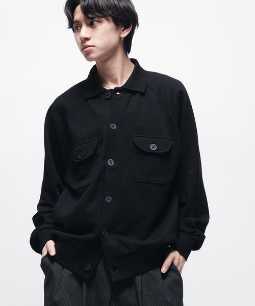 Adoon plain（アドーンプレーン）の「SWEAT POLO CARDIGAN / スウェットポロカーディガン（カーディガン/ボレロ・メンズ・グレイッシュベージュ/レッド/ブラック・MEDIUM/LARGE）」の2枚目の写真