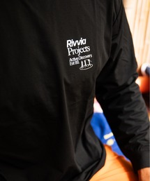 Rivvia PROJECTS（リヴィアプロジェクツ）の「Rivvia PROJECTS/リヴィアプロジェクツ 長袖ラッシュガード/UVケア/水陸両用/ユーティリティ/ロンＴ RQ2-W02（ラッシュガード）」
