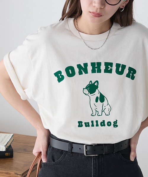 GILDAN（ギルダン）の「GILDAN アソートロゴ オーバーサイズ プリント TEE（Tシャツ/カットソー・レディース・ピンク/ホワイト/オートミール/ネイビー/キナリ/オフホワイト・S/M/L）」の3枚目の写真