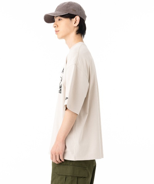 NEW ERA(ニューエラ)の「ニューエラ 半袖Tシャツ スーピーコラボ ONSPOTZ別注(Tシャツ/カットソー・メンズ・ストーン/ブラック・S/M/L/XL/XXL)」の6枚目の写真