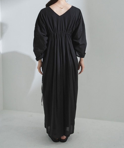 bohmal(ボマール)の「前後2wayドロストシャーリングロングワンピース(ワンピース・レディース・レッド/ブルー/ロイヤルブルー/ブラック・FREE)」の16枚目の写真