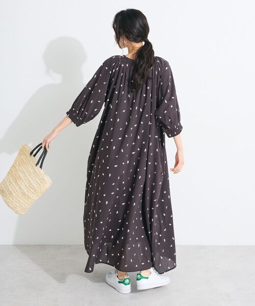 CRAFT STANDARD BOUTIQUE（クラフトスタンダードブティック）の「2WAY綿ボイルギャザーネックワンピース（ワンピース・レディース・レッド/ブルー/その他14・FREE）」の19枚目の写真