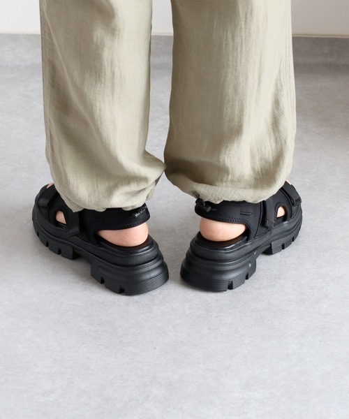 cepo(セポ)の「ボリュームソールスポーツサンダル(サンダル・レディース・ブラック/ホワイト/ベージュ・M/L)」の18枚目の写真