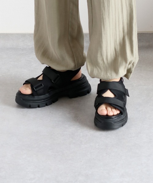 cepo(セポ)の「ボリュームソールスポーツサンダル(サンダル・レディース・ブラック/ホワイト/ベージュ・M/L)」の17枚目の写真