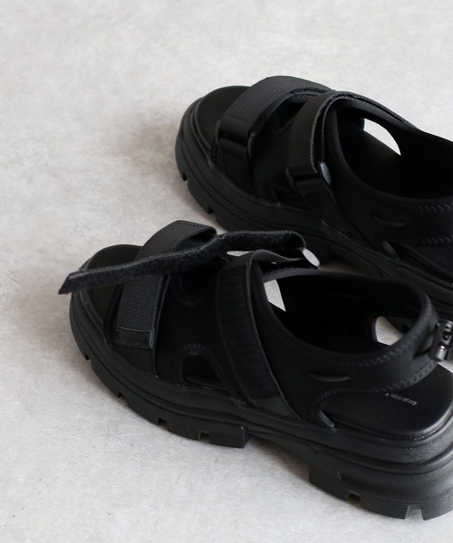 cepo(セポ)の「ボリュームソールスポーツサンダル(サンダル・レディース・ブラック/ホワイト/ベージュ・M/L)」の21枚目の写真